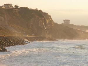 Cote Basque, Biarritz bei Hightide